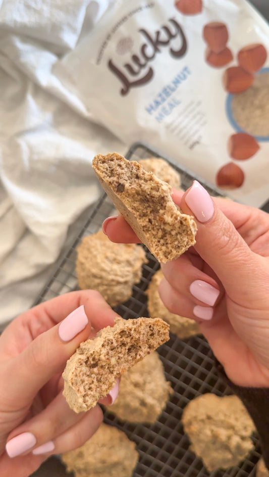 German Hazelnut Macaroons (Haselnussmakronen) – A Classic Christmas Cookie