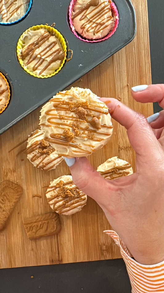 Mini no bake Lotus Biscoff Cheesecakes 