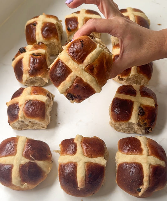 Traditional Hot Cross Buns Recipe